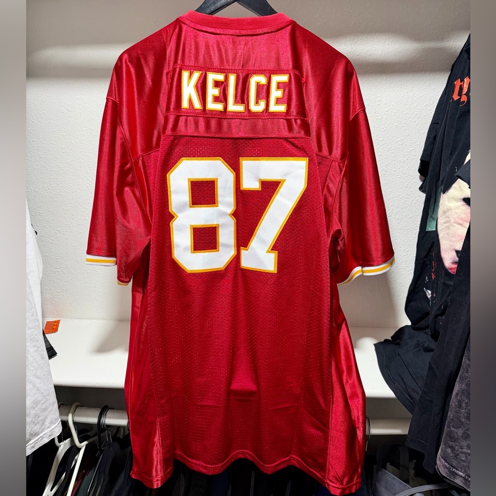 Travis Kelce Jersey #87, Embroidered Jersey - NWT - XXL